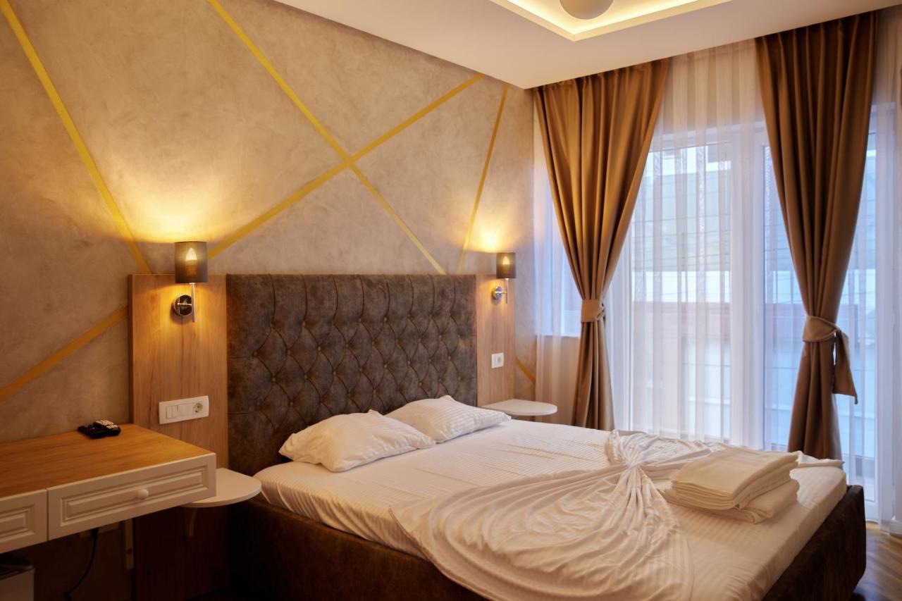 Amico Hotel Приштина Екстер'єр фото