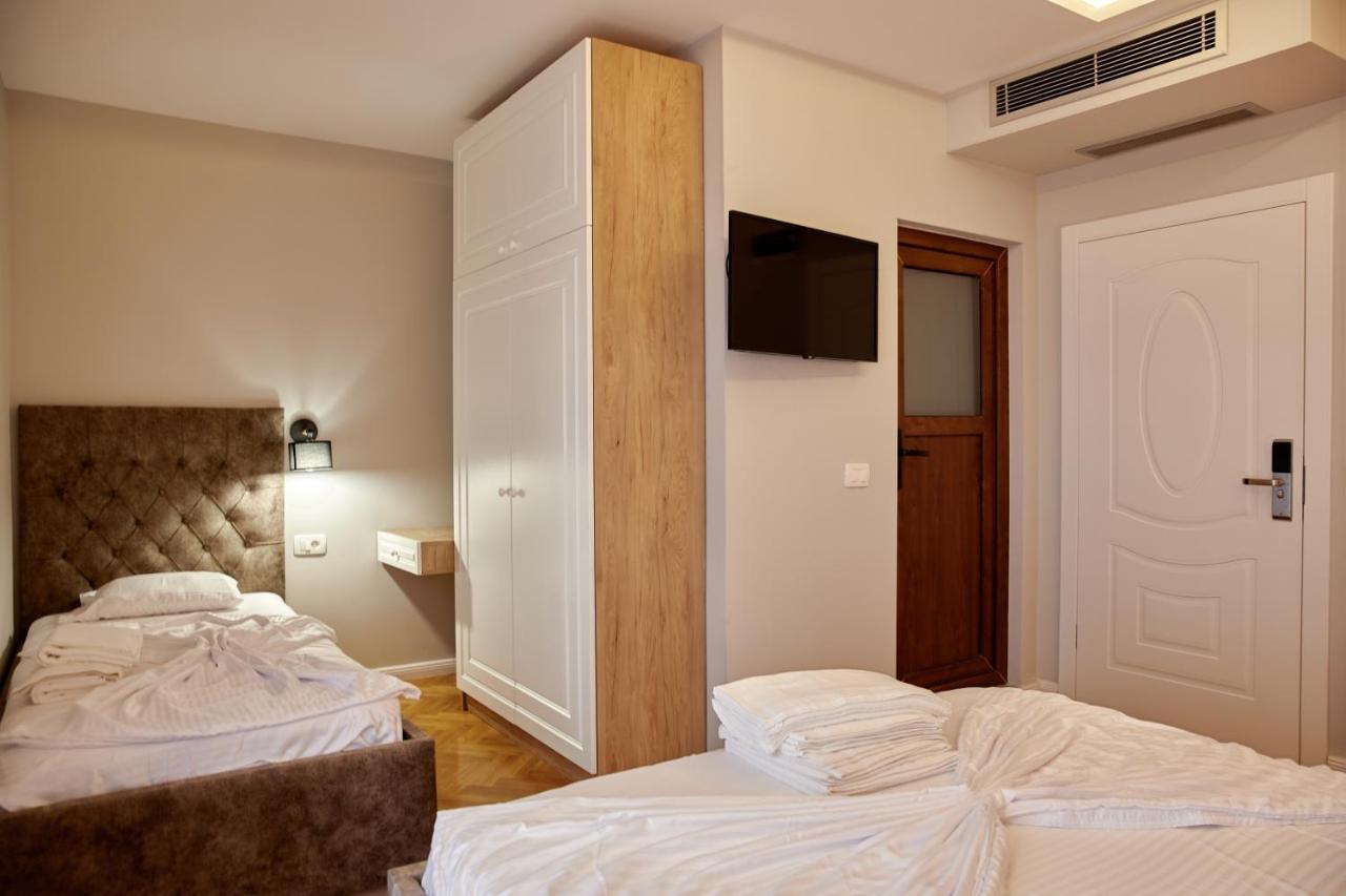 Amico Hotel Приштина Екстер'єр фото