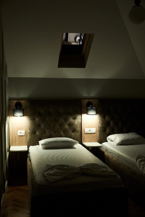Amico Hotel Приштина Екстер'єр фото